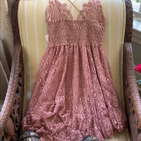HOST PIC FREE PEOPLE ONE ADELLA BURNOUT SLIP DRESS RARE MAUVE COLOR SIZE MEDIUM - Picture 10 of 12